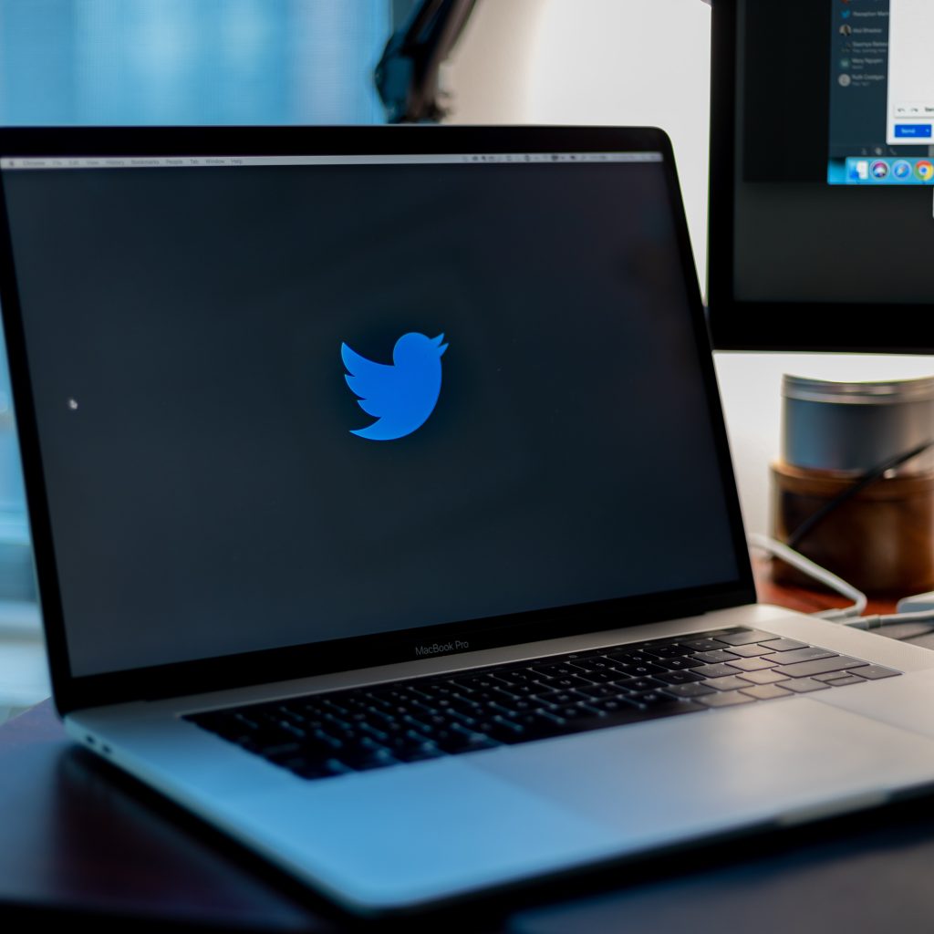 prompt on retweets